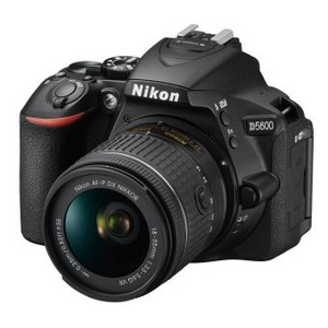 D5600 + Objectif 18-55 mm VR / 9085673